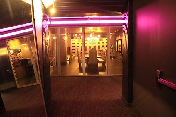 UNIVERSAL-9081-LA-91