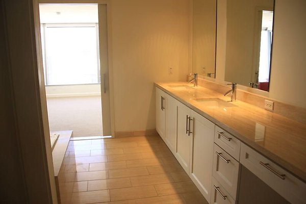 UNIVERSAL-9081-LA-36