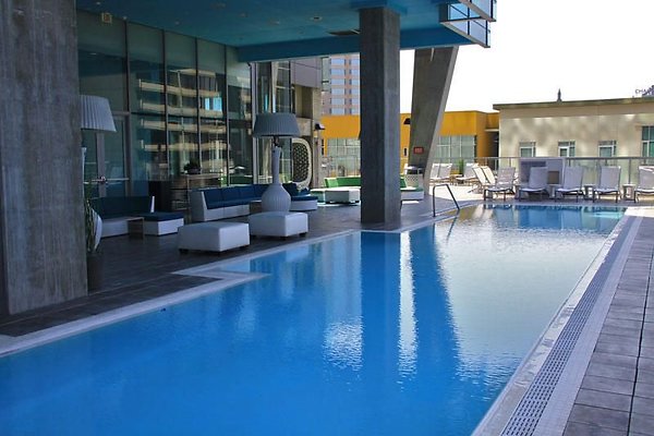 UNIVERSAL-9081-LA-68