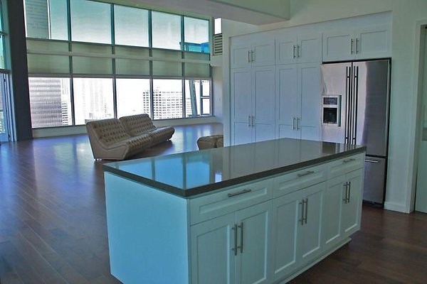 UNIVERSAL-9081-LA-20