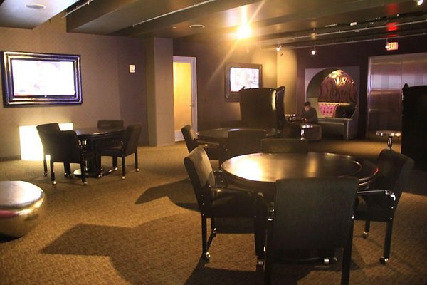 UNIVERSAL-9081-LA-100