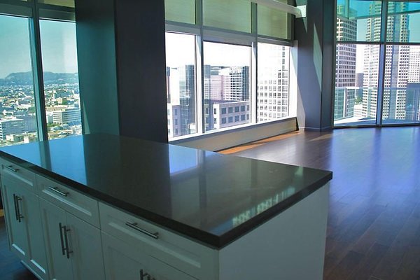 UNIVERSAL-9081-LA-21