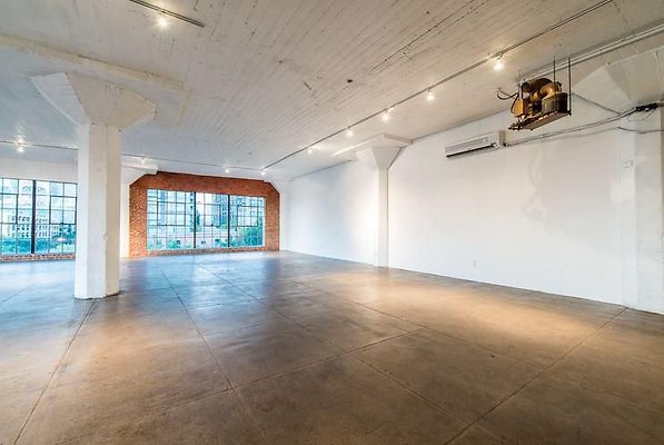 UNIVERSAL-9595-LA-16