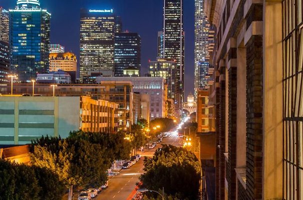 UNIVERSAL-9595-LA-21