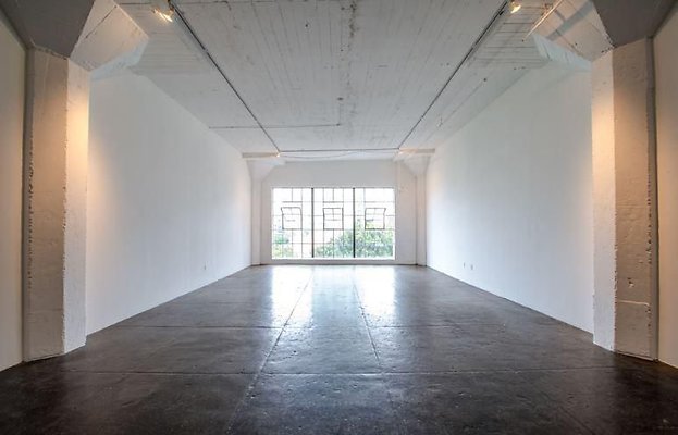 UNIVERSAL-9595-LA-24