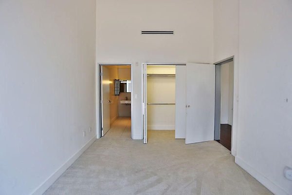 UNIVERSAL-9224-HW-511-15