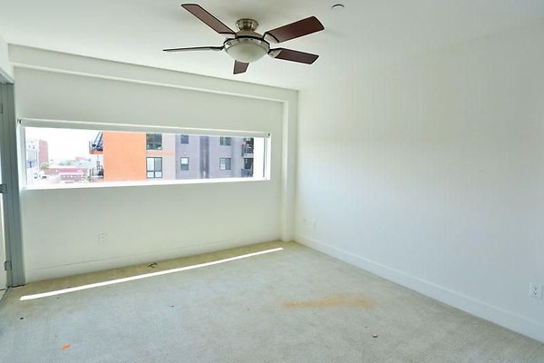 UNIVERSAL-9224-HW-511-11