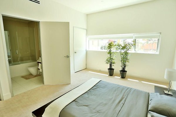 UNIVERSAL-9224-HW-211-14