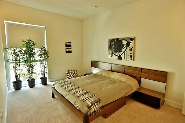 UNIVERSAL-9224-HW-211-17