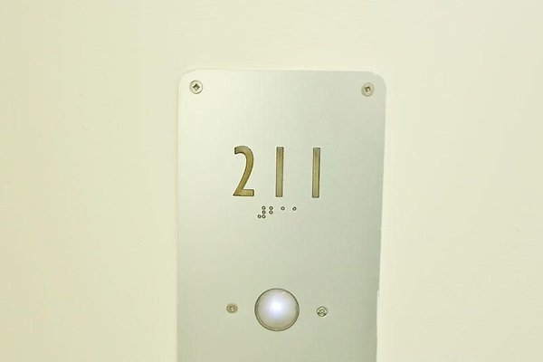 UNIVERSAL-9224-HW-211-1