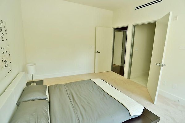 UNIVERSAL-9224-HW-211-15