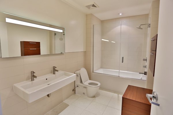 UNIVERSAL-9224-HW-21