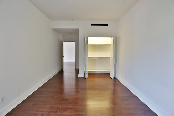 UNIVERSAL-9224-HW-17