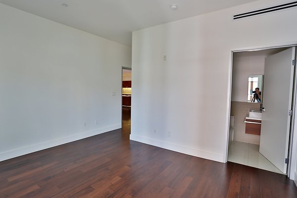 UNIVERSAL-9224-HW-14