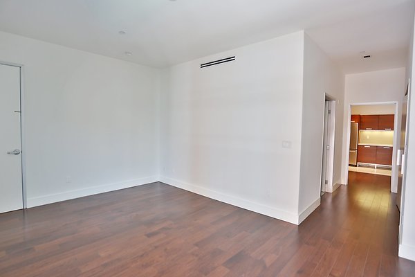 UNIVERSAL-9224-HW-19