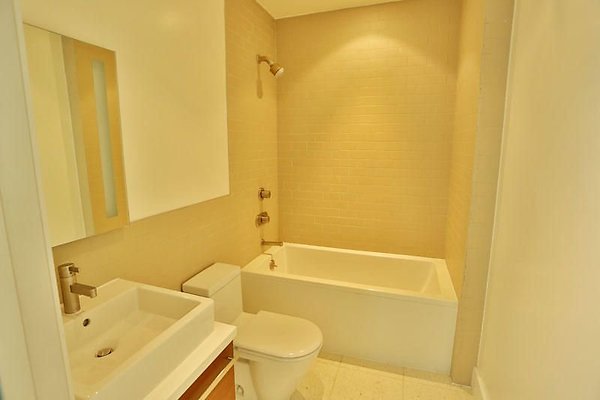 UNIVERSAL-9224-HW-204-17