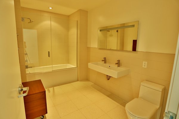 UNIVERSAL-9224-HW-13