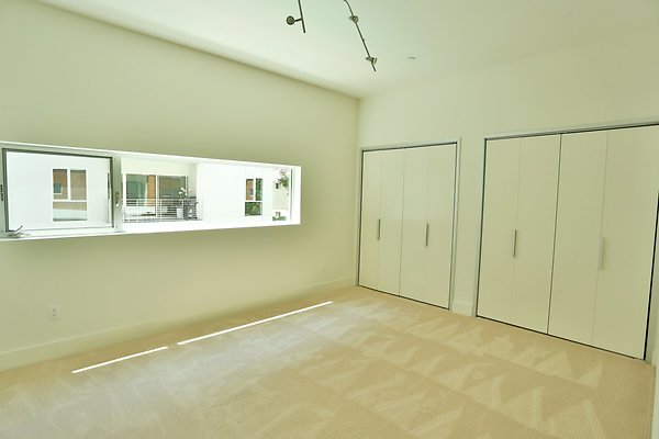 UNIVERSAL-9224-HW-11