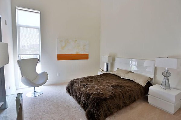 UNIVERSAL-9224-HW-503-18