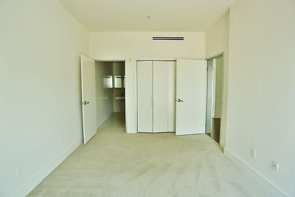 UNIVERSAL-9224-HW-411-16