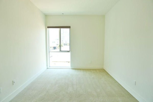 UNIVERSAL-9224-HW-411-15