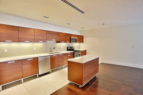 UNIVERSAL-9224-HW-410-5