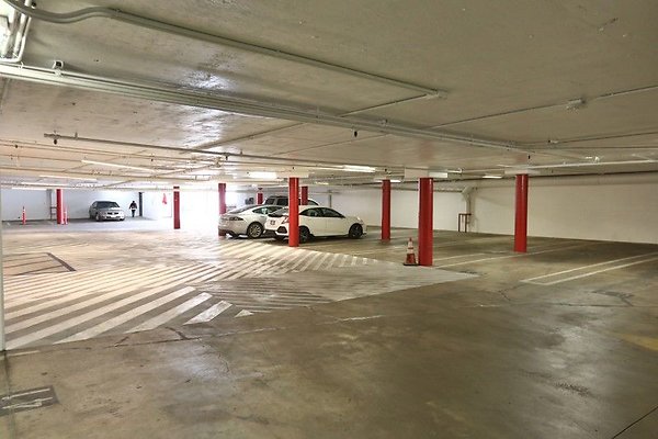 CapEquityHollywoodSpacesOffice40