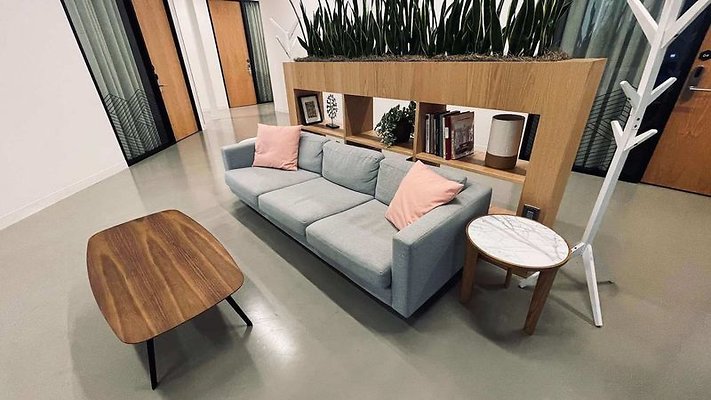 CapEquityHollywoodSpacesOffice56