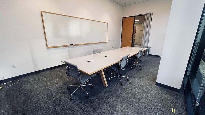 CapEquityHollywoodSpacesOffice51