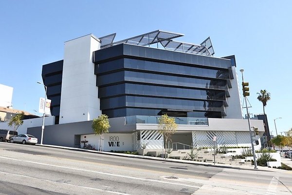 CapEquityHollywoodSpacesOffice6