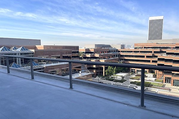 5700Wilshire600Ste0014