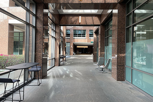 5700WilshireLobby0007