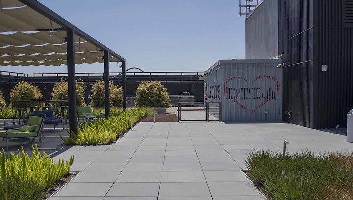 The-Bloc-Roof-Lounge-008