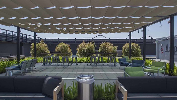 The-Bloc-Roof-Lounge-020