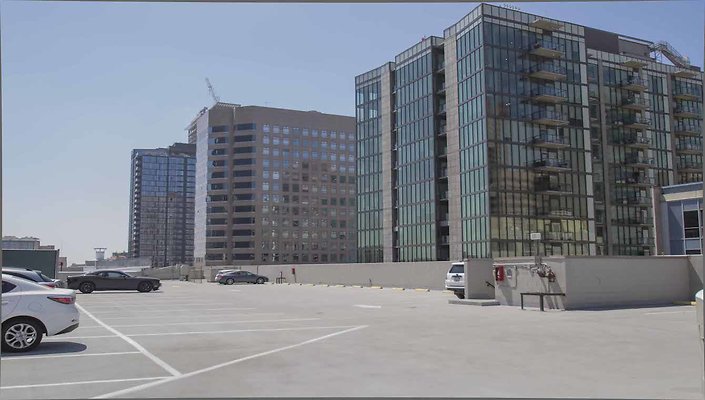 The-Bloc-Parking-Lot-022