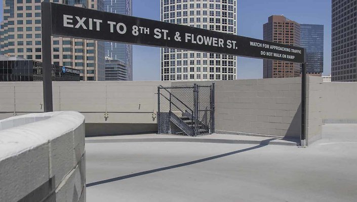 The-Bloc-Parking-Lot-027