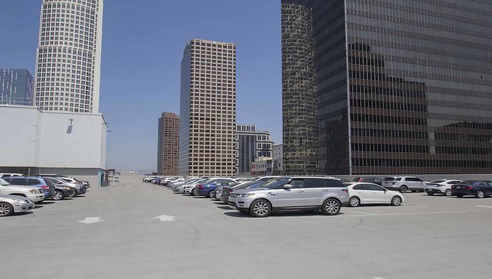 The-Bloc-Parking-Lot-044