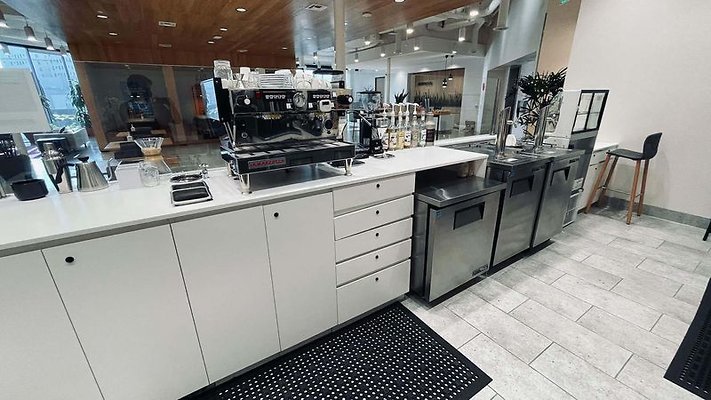 CapEquityHollywoodSpacesOffice69