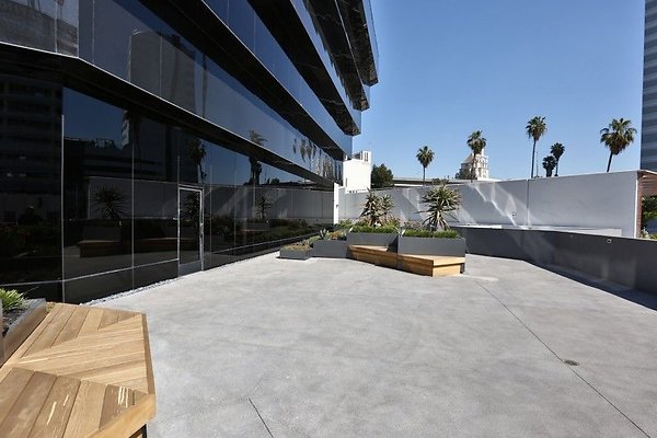 CapEquityHollywoodSpacesOffice22