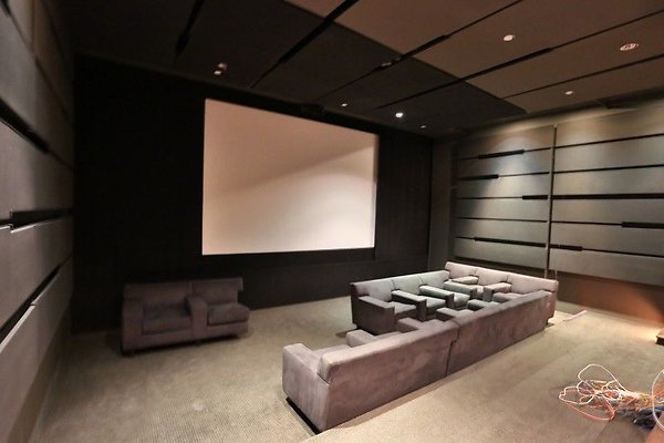 CapEquityHollywoodSpacesOffice32