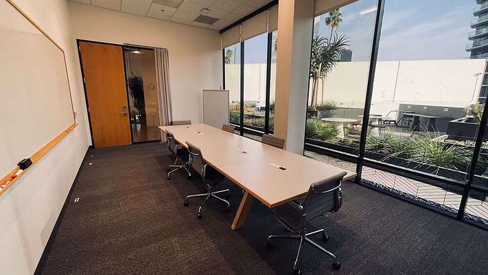 CapEquityHollywoodSpacesOffice63