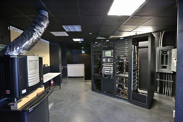 CapEquityHollywoodSpacesOffice31