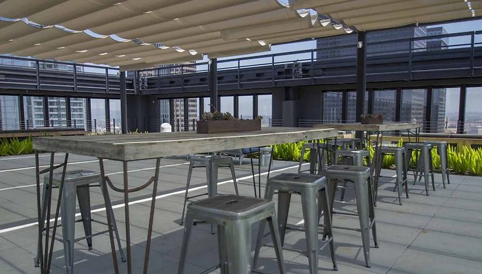 The-Bloc-Roof-Lounge-039