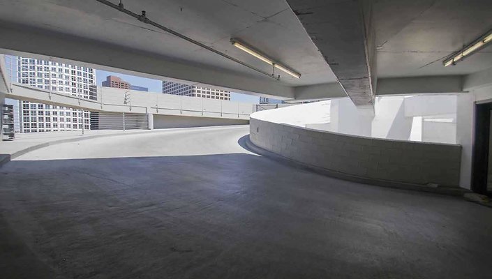 The-Bloc-Parking-Lot-030