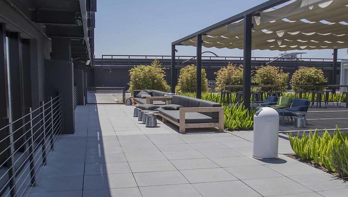 The-Bloc-Roof-Lounge-025