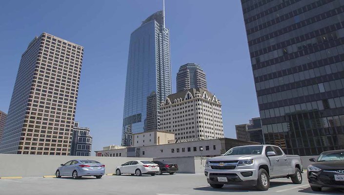 The-Bloc-Parking-Lot-014