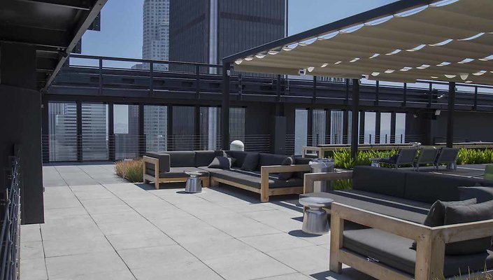 The-Bloc-Roof-Lounge-009