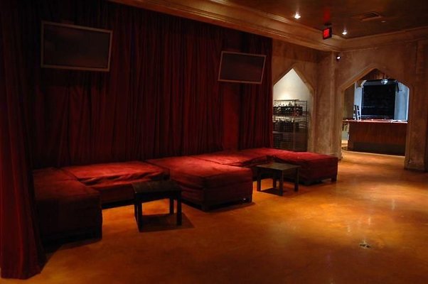 UNIVERSAL-7070-LA-29