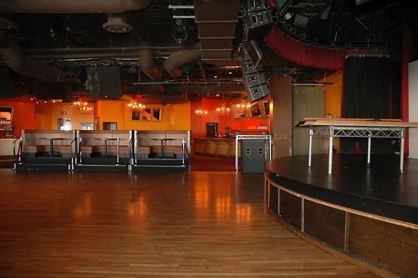 UNIVERSAL-7070-LA-16