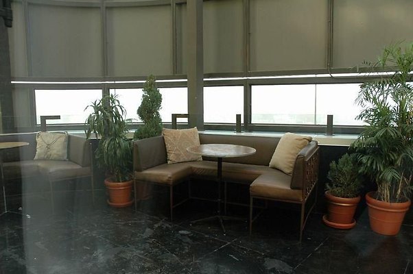 UNIVERSAL-7070-LA-47